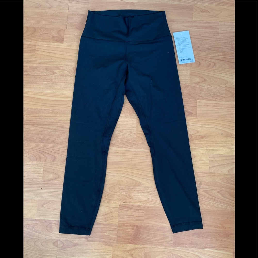 Lululemon Align HR crop 21” size 2